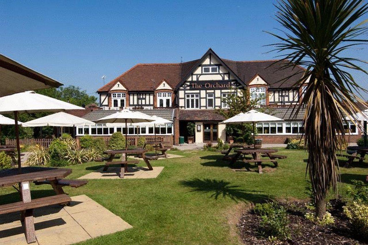 Premier Inn London Ruislip Exterior foto